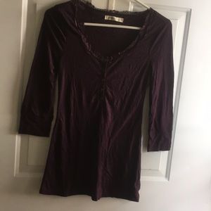 Three quarter sleeve top